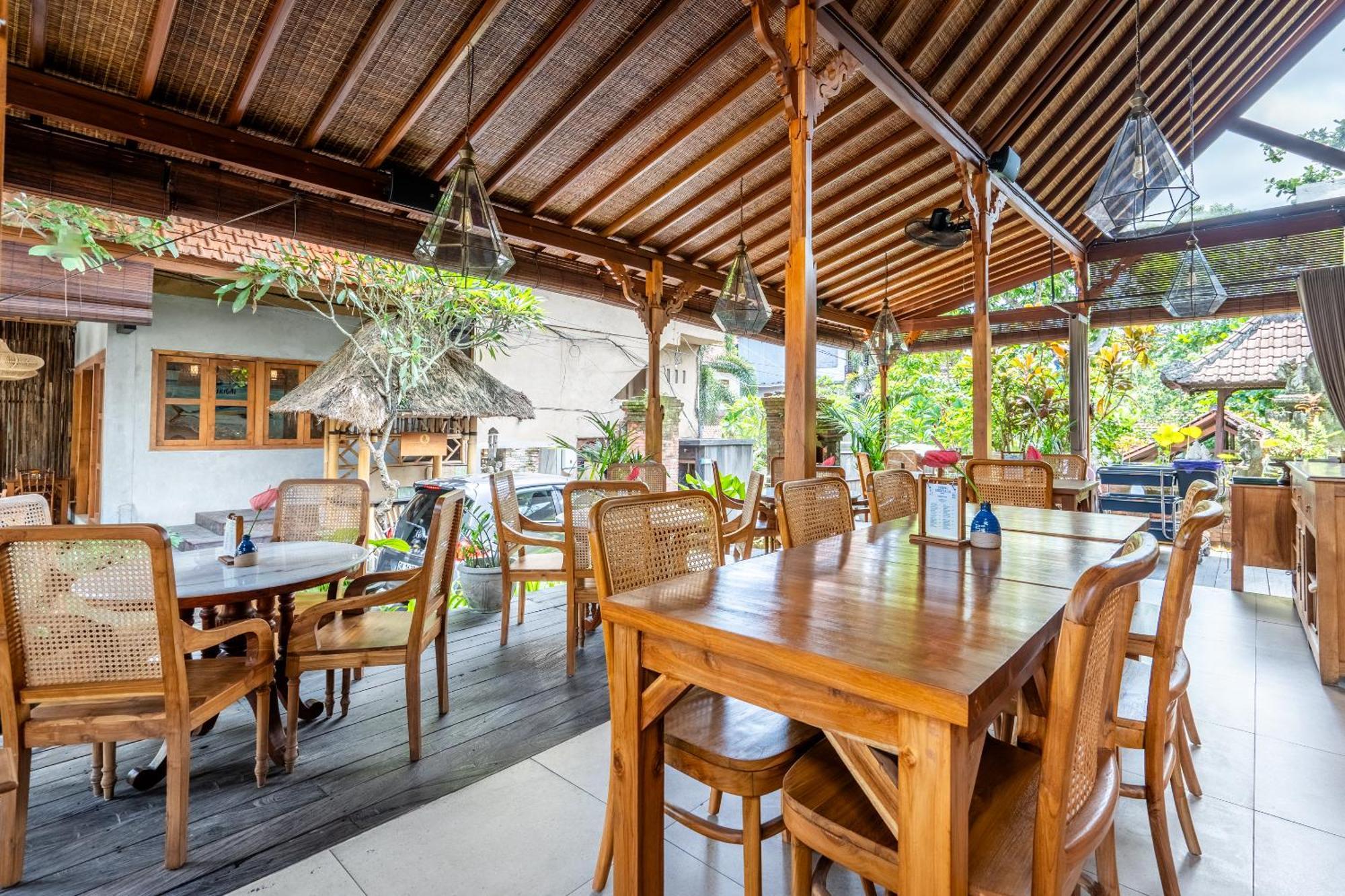 Meruhdani Boutique Hotel Ubud Экстерьер фото