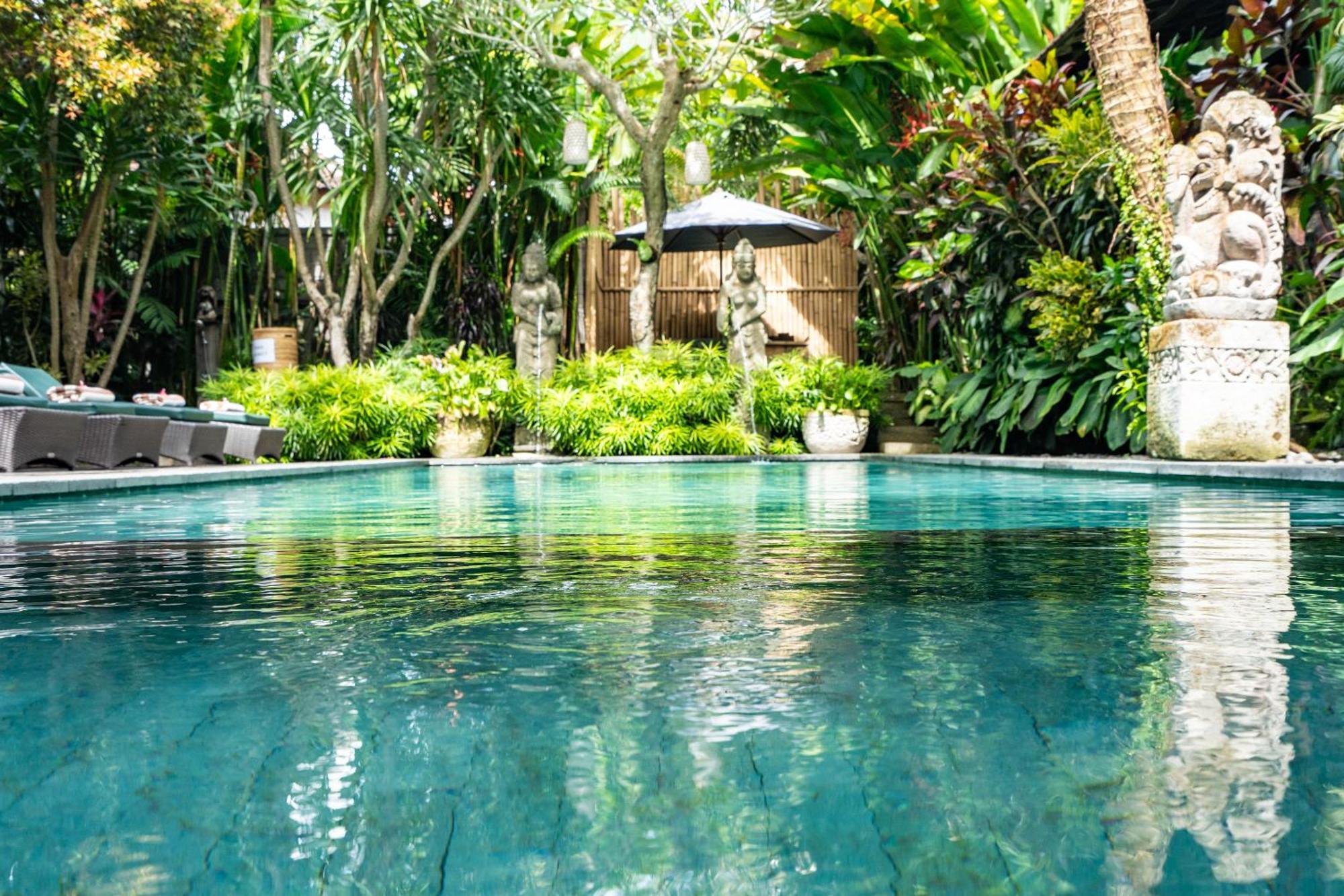 Meruhdani Boutique Hotel Ubud Экстерьер фото
